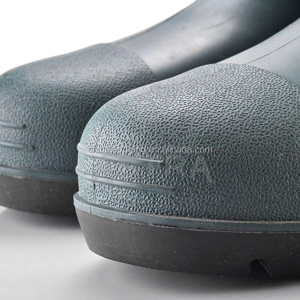 bottes de sécurité anti-pluie vertes pour zone inondée Dakar Sénégal